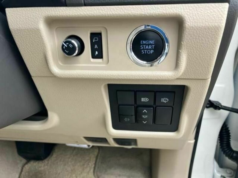 LAND CRUISER PRADO-13