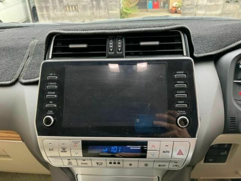 LAND CRUISER PRADO-18