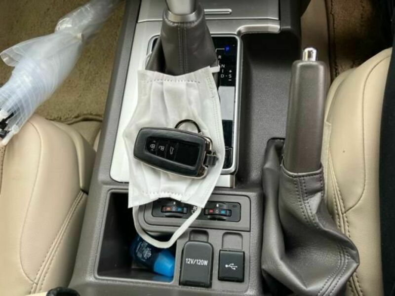 LAND CRUISER PRADO-20
