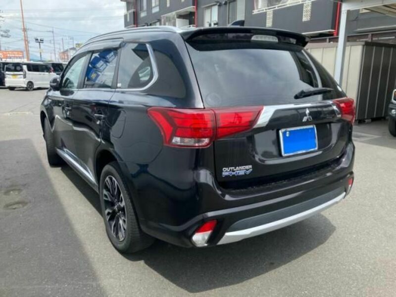 OUTLANDER PHEV