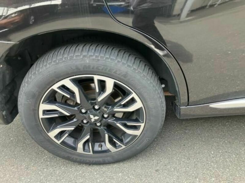 OUTLANDER PHEV