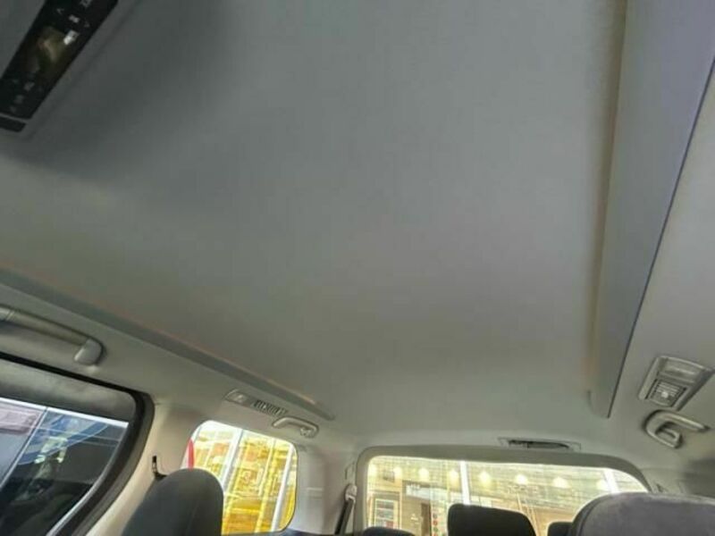 VELLFIRE-13