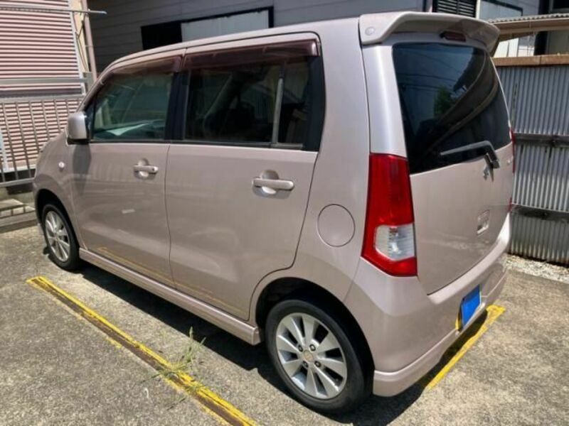 WAGON R