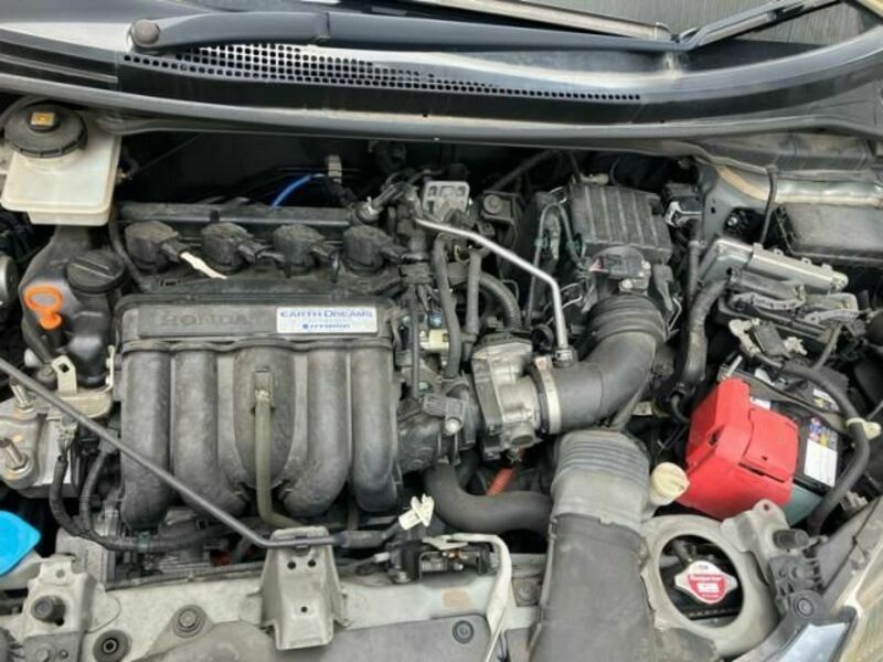 FIT HYBRID