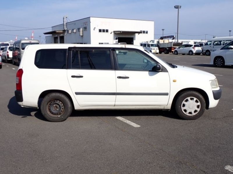 PROBOX　WAGON