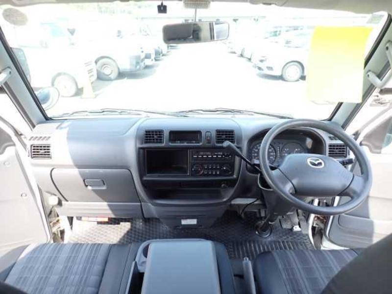 BONGO VAN