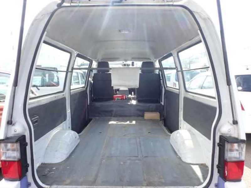BONGO VAN