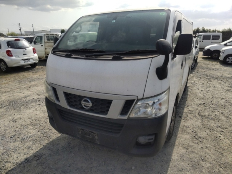 NISSAN　CARAVAN VAN