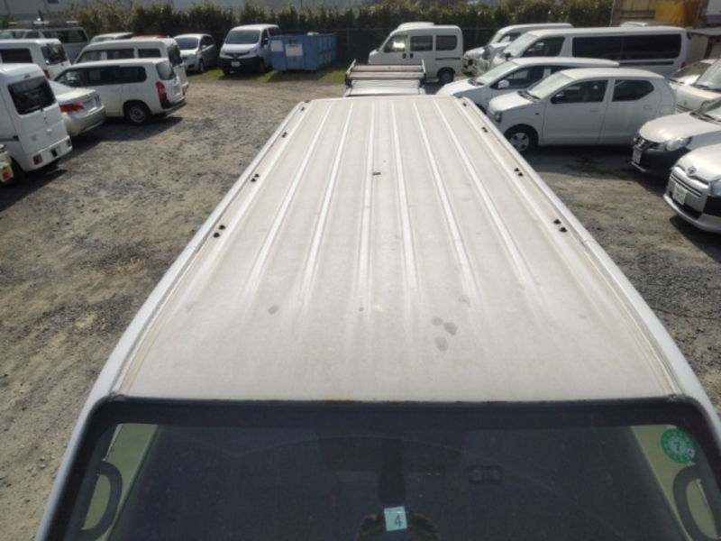 CARAVAN VAN-5