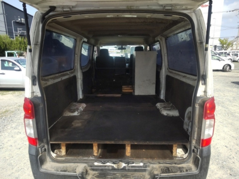 CARAVAN VAN-6