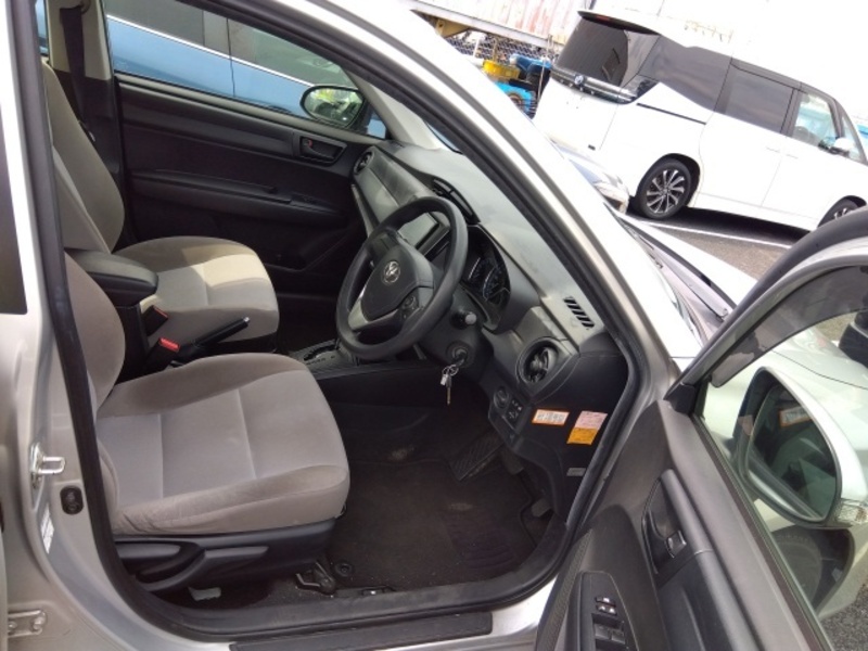 COROLLA AXIO-5