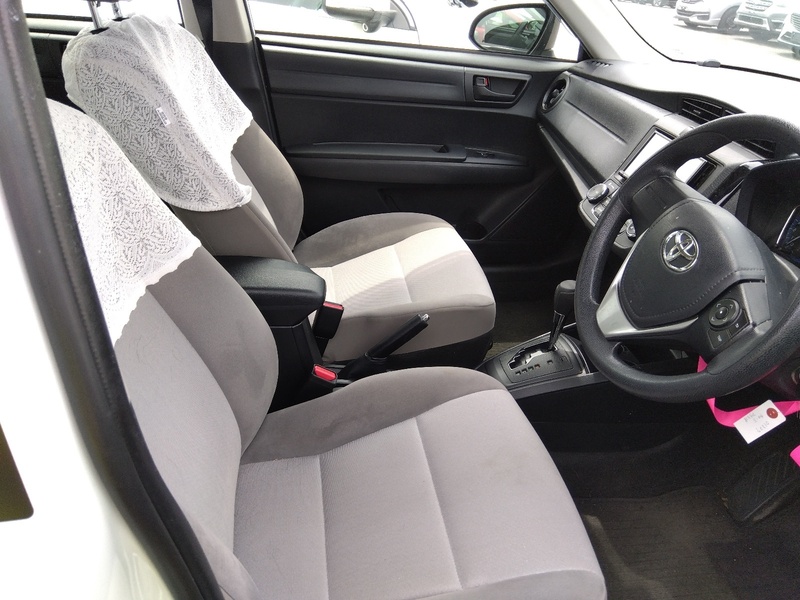 COROLLA AXIO