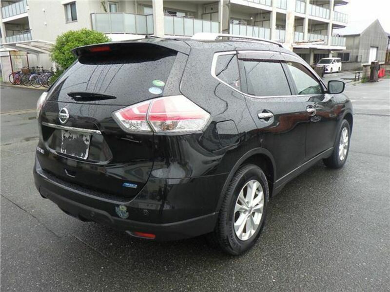 X-TRAIL-3