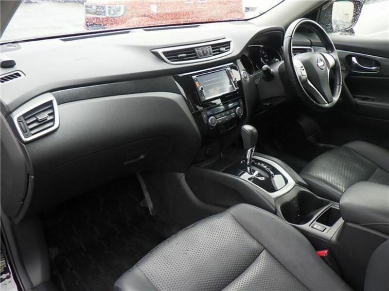 X-TRAIL-5