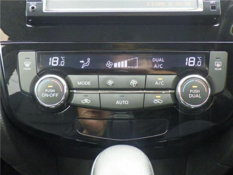 X-TRAIL-8