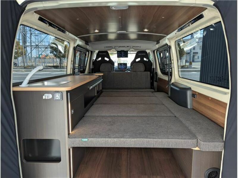 HIACE VAN-3