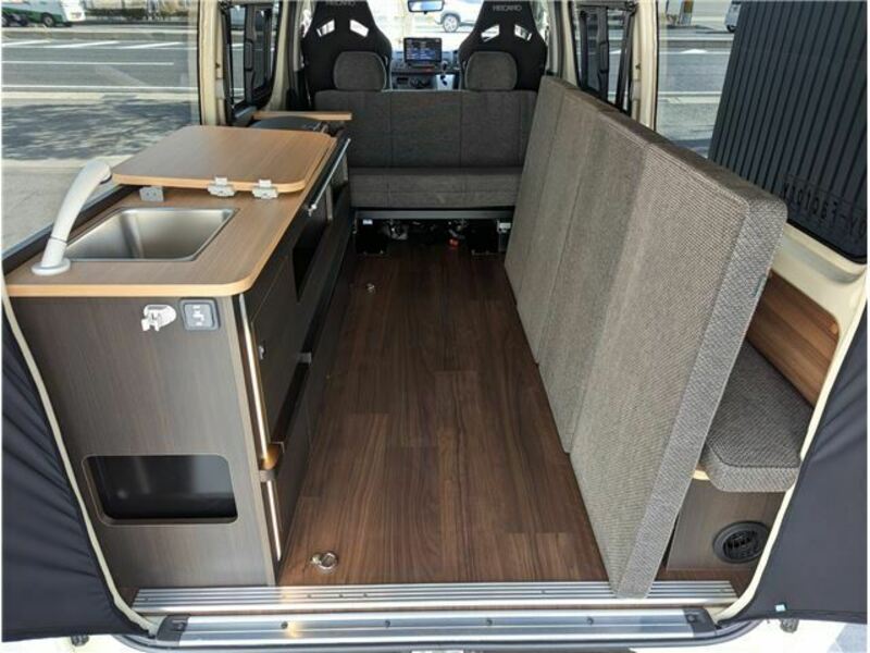 HIACE VAN-5