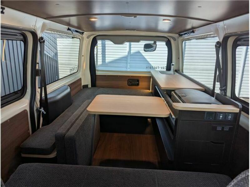 HIACE VAN-6