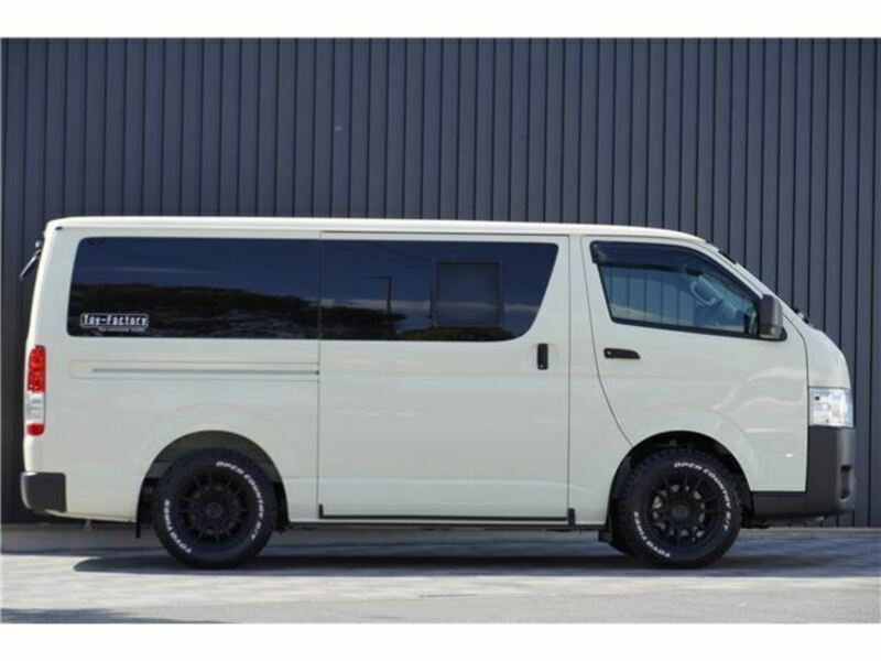 HIACE VAN-47