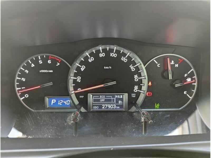 HIACE VAN-28