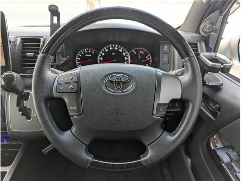 HIACE VAN-30