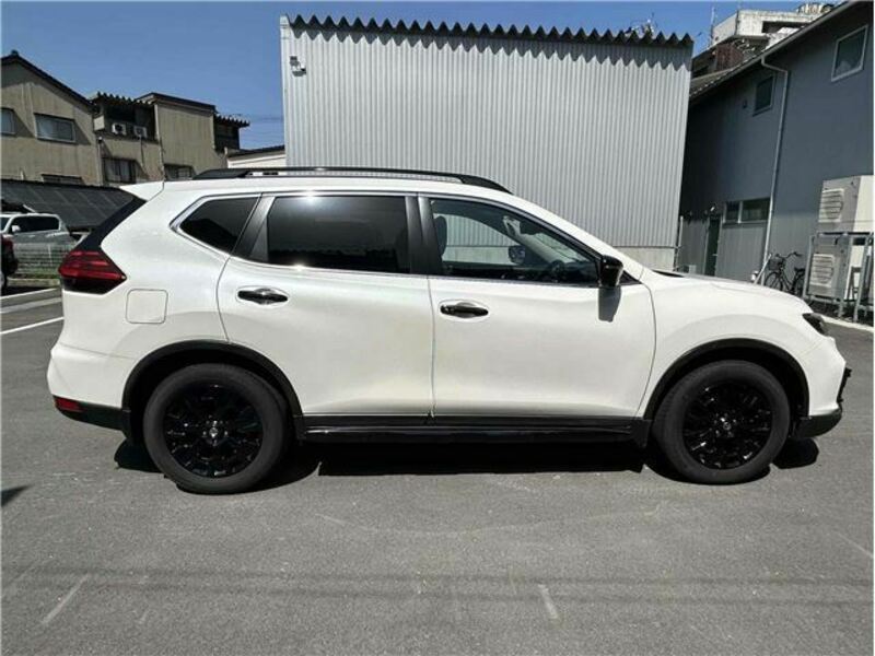 X-TRAIL-4
