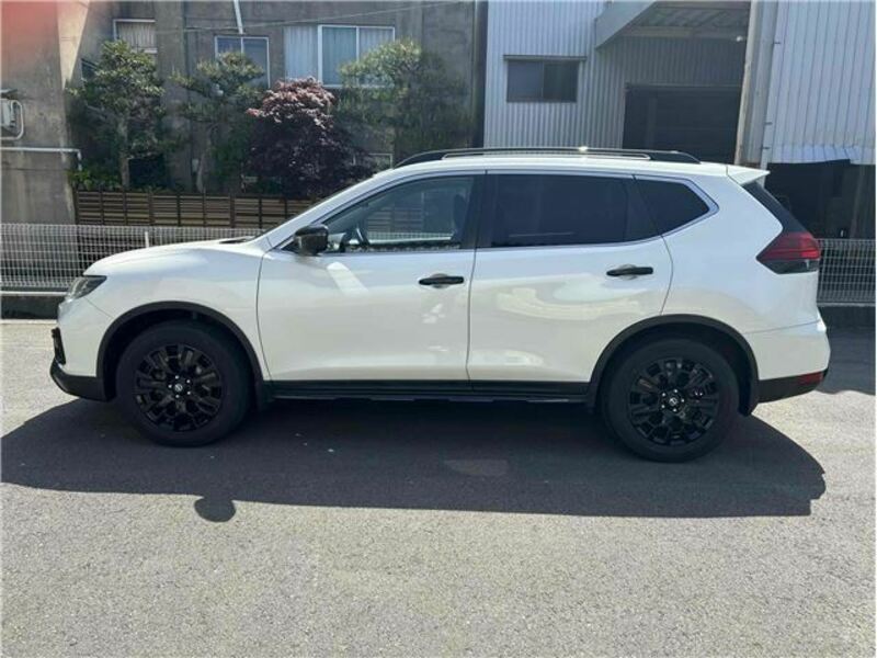 X-TRAIL-5