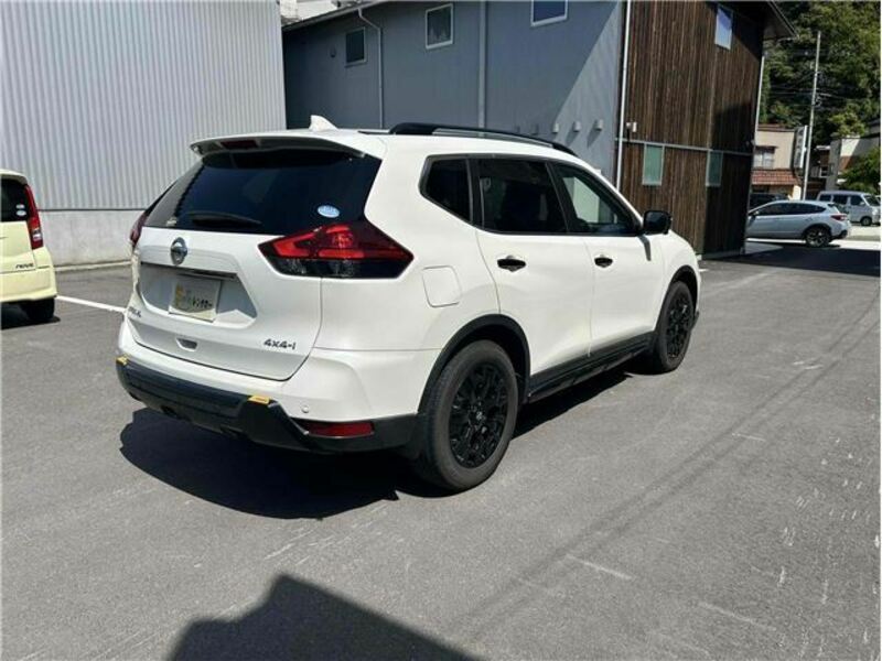 X-TRAIL-7
