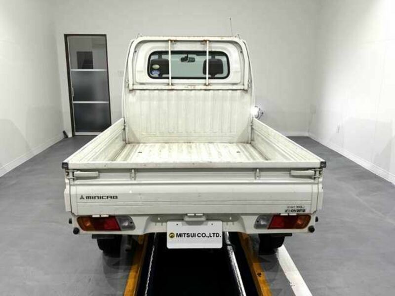 MINICAB TRUCK