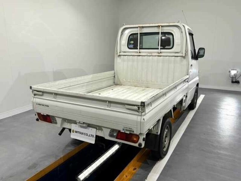 MINICAB TRUCK