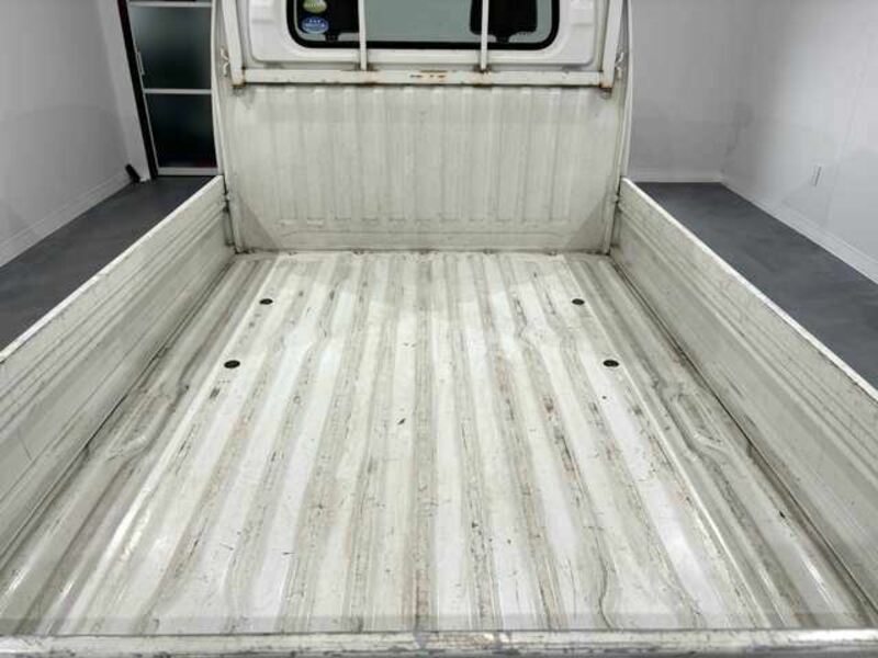 MINICAB TRUCK