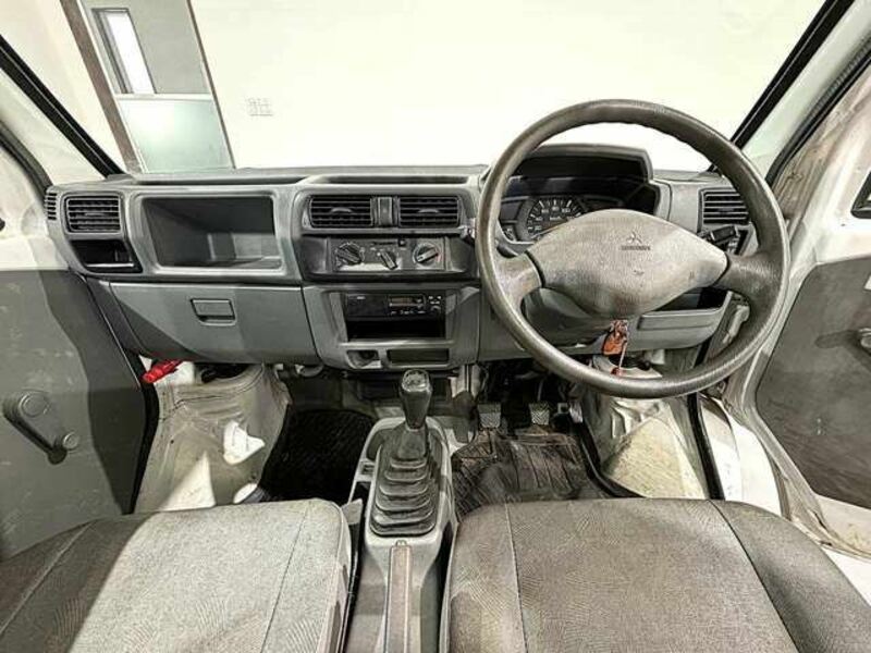 MINICAB TRUCK