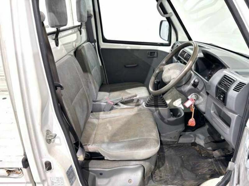 MINICAB TRUCK