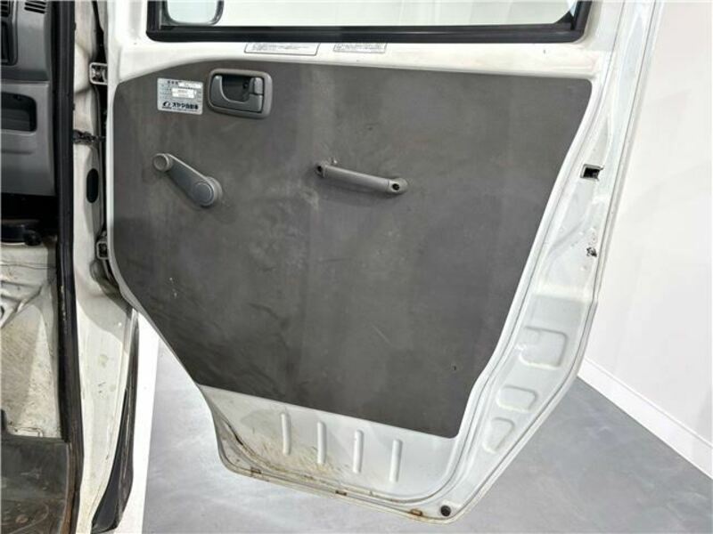 MINICAB TRUCK