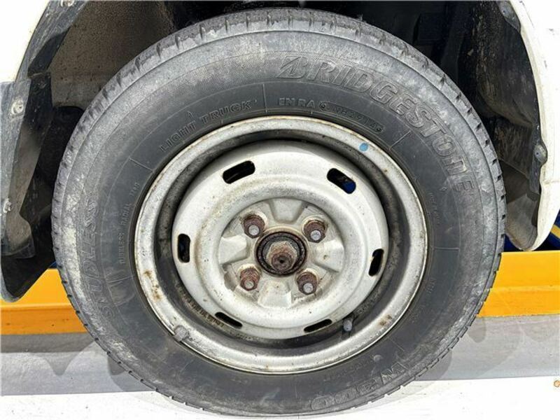 MINICAB TRUCK