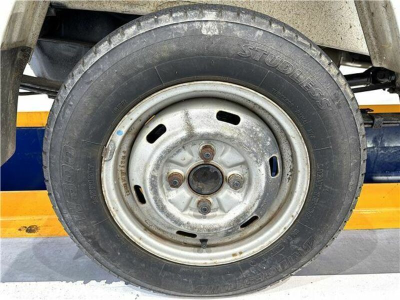 MINICAB TRUCK