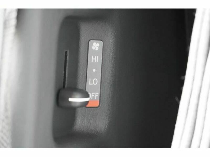 HIACE VAN-14