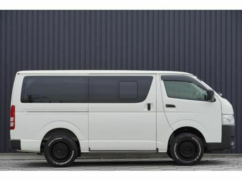 HIACE VAN-46