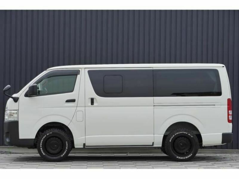 HIACE VAN-47