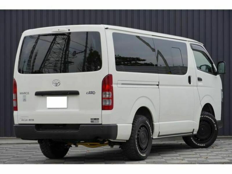 HIACE VAN-48