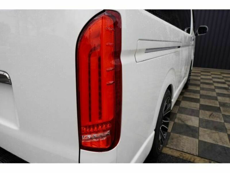 HIACE VAN-21