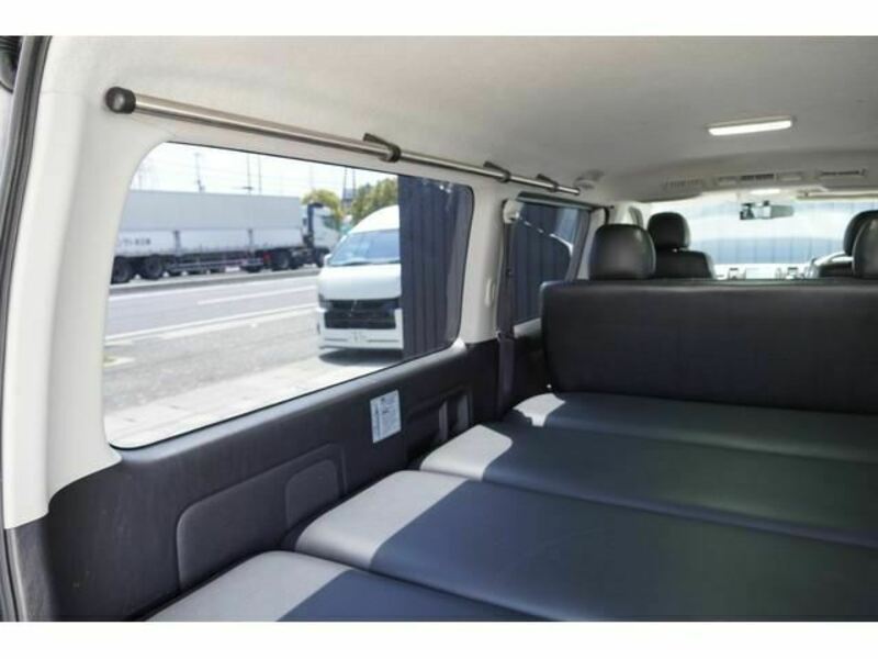 HIACE VAN-14