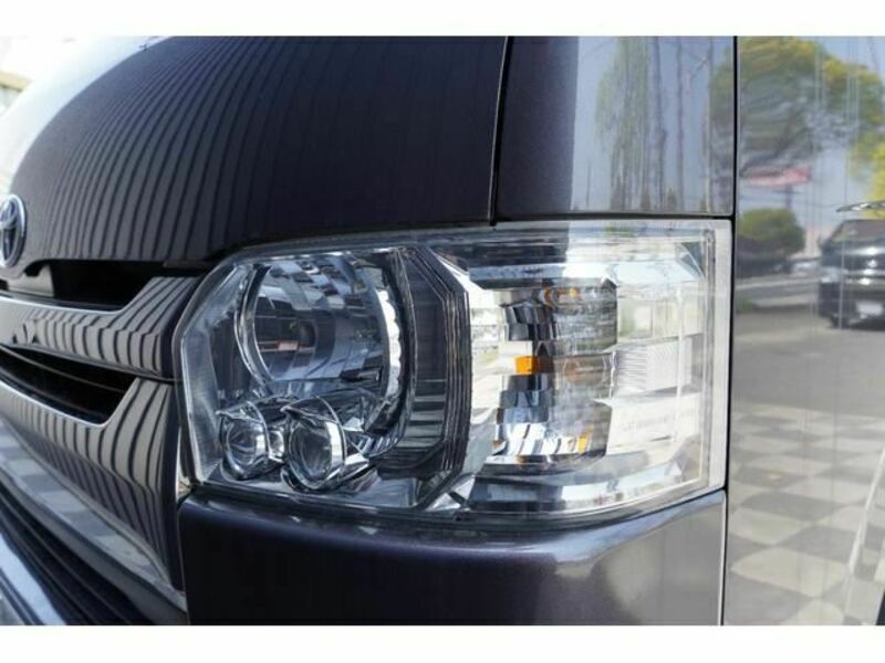 HIACE VAN-16
