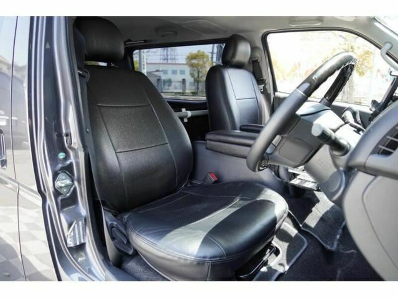 HIACE VAN-26