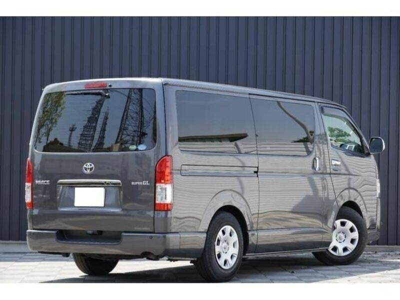 HIACE VAN-48