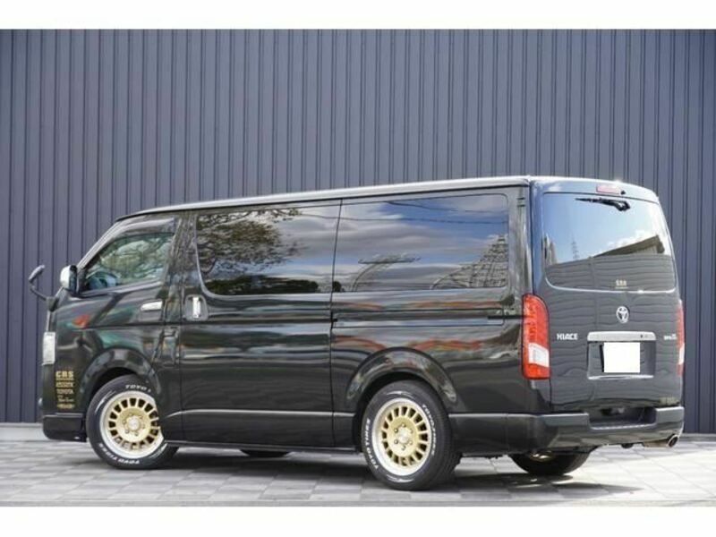 HIACE VAN