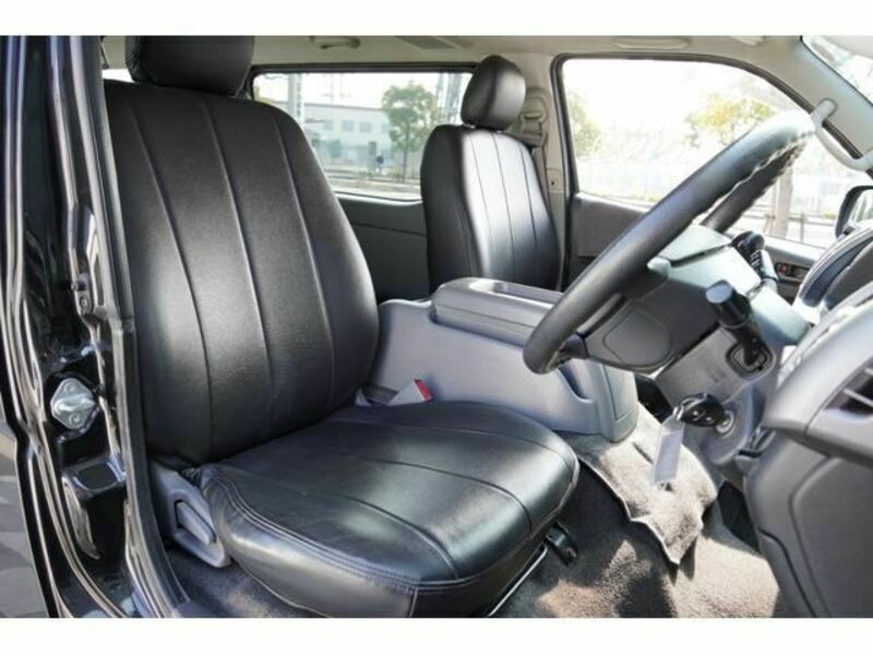 HIACE VAN-3