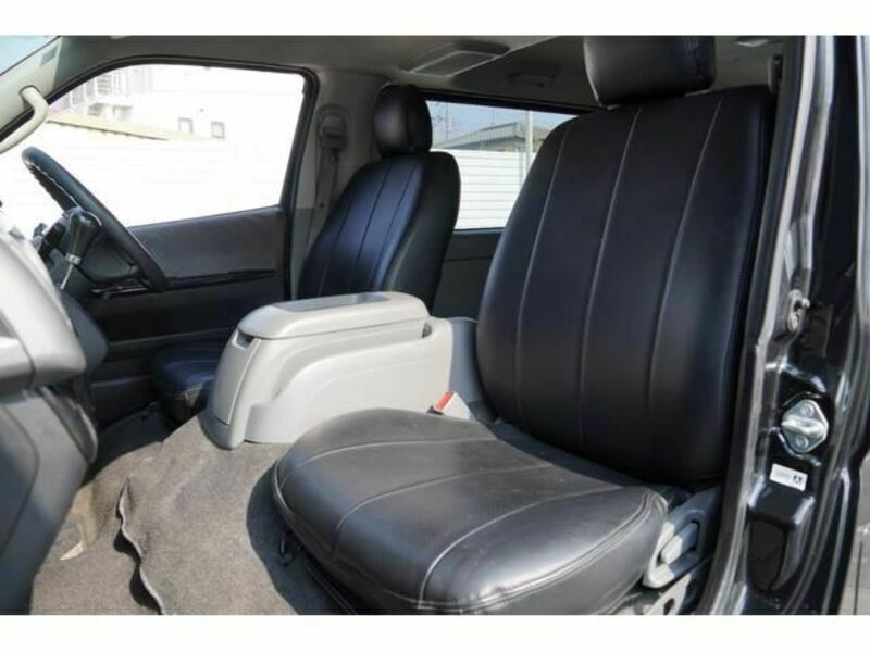 HIACE VAN-4