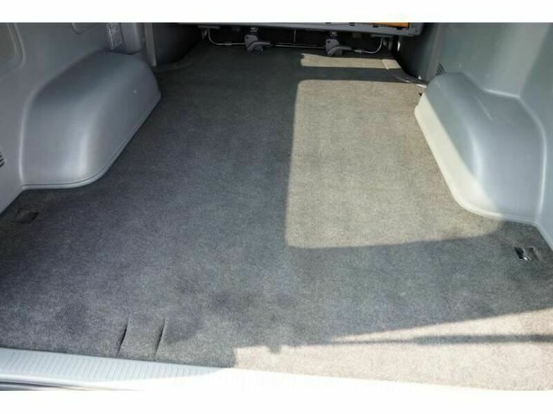 HIACE VAN-9