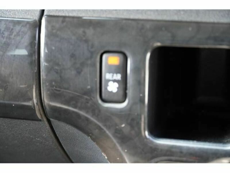 HIACE VAN-43